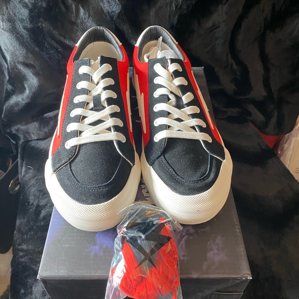 New Revenge X Storm vol 2 Black and red low sneakers Size 10 - Picture 2 of 10